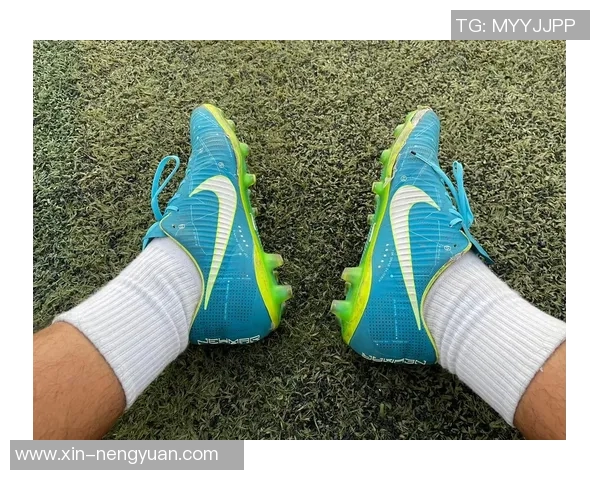 足球鞋穿着时长最长的球星揭秘 助力他成就辉煌职业生涯